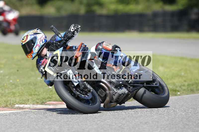 Archiv-2025/44 09.08.2025 Plüss Moto Sport ADR/Freies Fahren/15